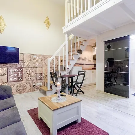 Incognito Apartment *